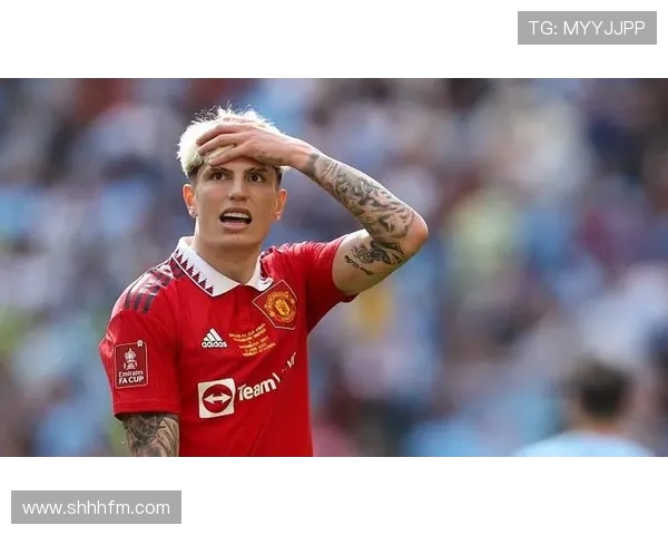 加纳乔：曼联青训冠军成员的生涯起点解析