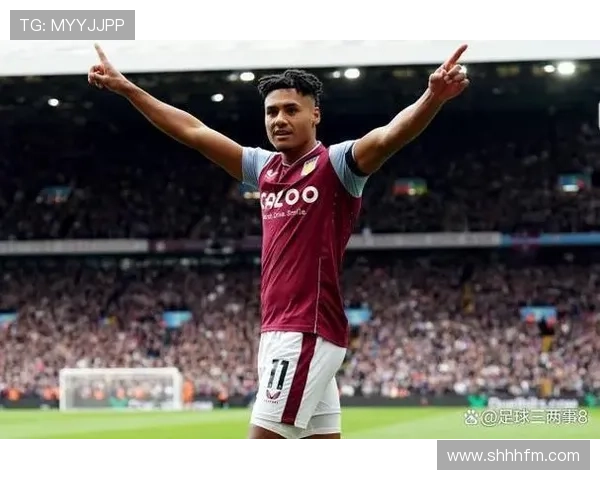 沃特金斯国家队为何难夺首发？战术适配与竞争格局分析